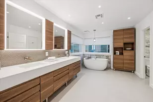 2420 Locke Ln, Houston, TX 77019 - Photo 21