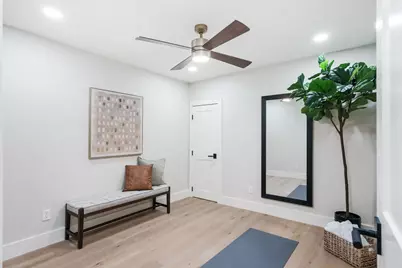 7525 Middlewood Street, Houston, TX 77063 - Photo 35