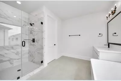 12010 Royal Oaks Banner Way, Houston, TX 77082 - Photo 21