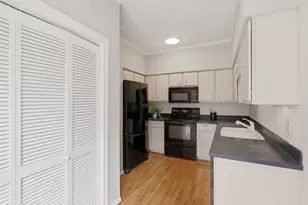 701 Bering Dr, Houston, TX 77057 - Photo 7