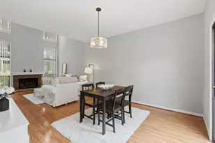 701 Bering Dr, Houston, TX 77057 - Photo 5