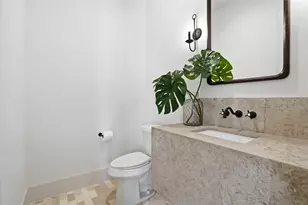 1918 Spillers Ln, Houston, TX 77043 - Photo 5