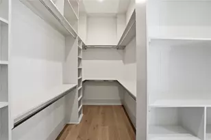 1918 Spillers Ln, Houston, TX 77043 - Photo 29