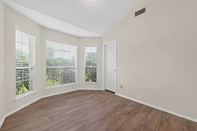 2111 Laurel Arbor Drive, Houston, TX 77014 - Photo 3