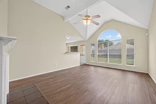 2111 Laurel Arbor Dr, Houston, TX 77014 - Photo 13
