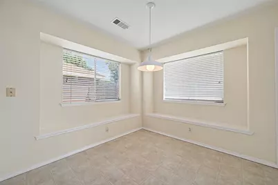 2111 Laurel Arbor Drive, Houston, TX 77014 - Photo 11
