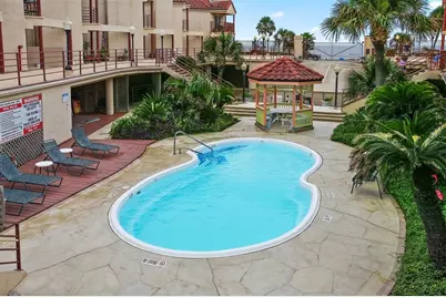 7312 Seawall Boulevard #209, Galveston, TX 77551 - Photo 9