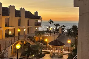 7312 Seawall Blvd, Galveston, TX 77551 - Photo 11