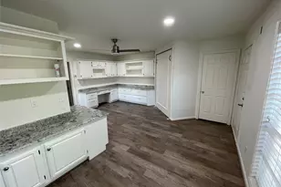 1311 Antoine Dr, Houston, TX 77055 - Photo 3