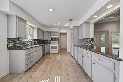 11811 Beverly Drive, Houston, TX 77065 - Photo 13