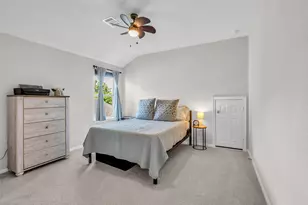 2713 Jumeirah Ln, Texas City, TX 77568 - Photo 17