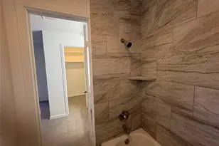 17058 Gleneagle Dr S, Conroe, TX 77385 - Photo 11