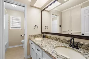 7 Wellesley Dr, Conroe, TX 77304 - Photo 23