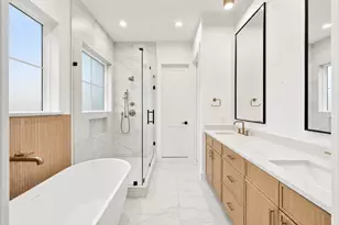 1109 E 24th St, Houston, TX 77009 - Photo 11