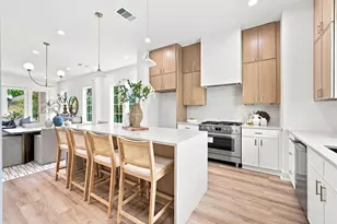 1109 E 24th St, Houston, TX 77009 - Photo 5