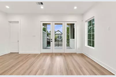 1109 E 24th Street, Houston, TX 77009 - Photo 7