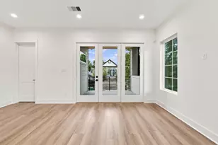 1109 E 24th St, Houston, TX 77009 - Photo 7