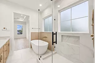 1109 E 24th St, Houston, TX 77009 - Photo 13