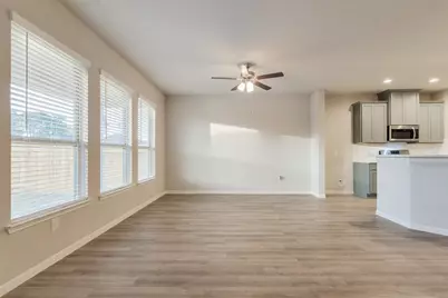 27079 Badger Way E, Magnolia, TX 77354 - Photo 13