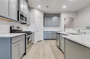 27079 Badger Way E, Magnolia, TX 77354 - Photo 11