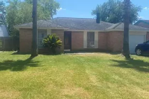 10751 Corona Ln, Houston, TX 77072 - Photo 3