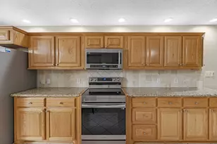 16511 Edgefield Ln, Conroe, TX 77302 - Photo 17