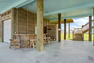 2340 Martinique, Crystal Beach, TX 77650 - Photo 5