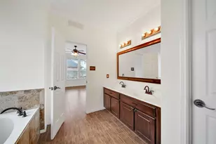 2215 2 Trail Dr, Spring, TX 77373 - Photo 25
