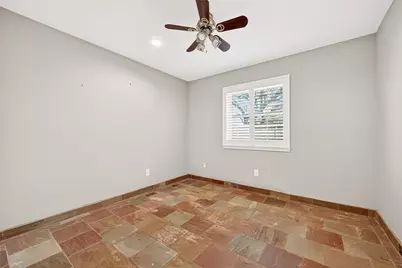 1142 Pinecroft Drive, Sugar Land, TX 77498 - Photo 31