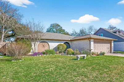 1142 Pinecroft Drive, Sugar Land, TX 77498 - Photo 3