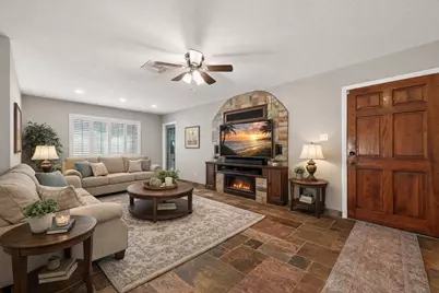 1142 Pinecroft Drive, Sugar Land, TX 77498 - Photo 5