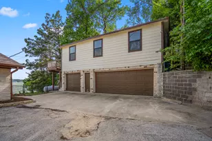 635 Burris Dr, Livingston, TX 77351 - Photo 39