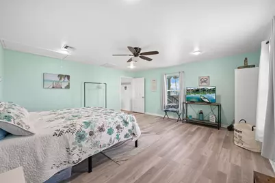 818 Surf Drive, Surfside Beach, TX 77541 - Photo 19