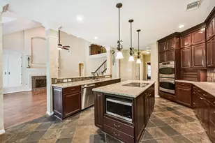 16910 Cottonwood Way, Houston, TX 77059 - Photo 11