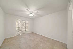 11201 Lynbrook Dr, Houston, TX 77042 - Photo 5
