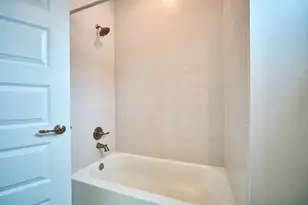2802 Grand Fountains Dr, Houston, TX 77054 - Photo 23