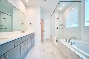 2802 Grand Fountains Dr, Houston, TX 77054 - Photo 29