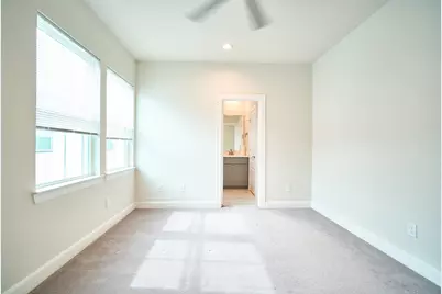 2802 Grand Fountains Drive #C, Houston, TX 77054 - Photo 21