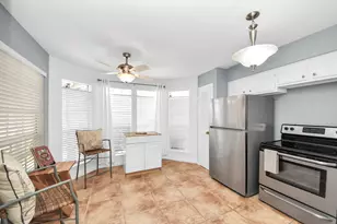 926 Rutland St, Houston, TX 77008 - Photo 3