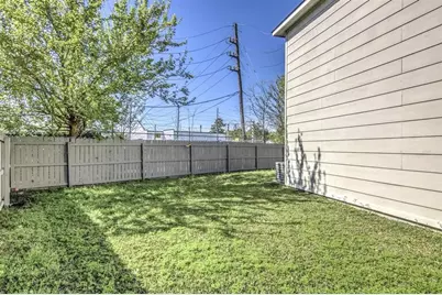 9811 S Galwan Circle, Houston, TX 77070 - Photo 19
