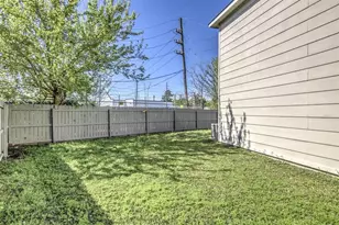 9811 S Galwan Cir, Houston, TX 77070 - Photo 19