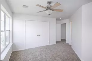 9811 S Galwan Cir, Houston, TX 77070 - Photo 11