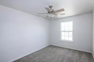 9811 S Galwan Cir, Houston, TX 77070 - Photo 15