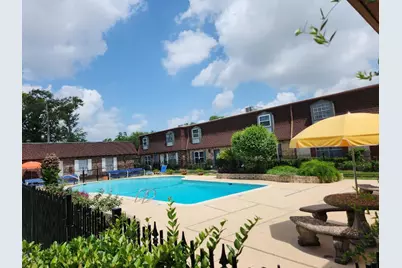 9303 Hammerly Boulevard #1004, Houston, TX 77080 - Photo 3