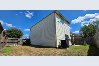835 Forest Thicket Lane, Houston, TX 77067 - Photo 3