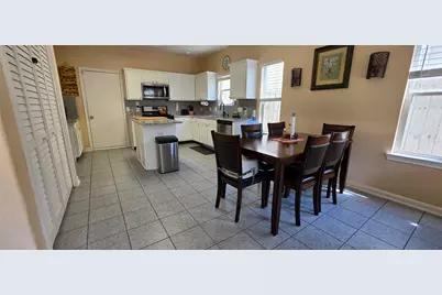 835 Forest Thicket Lane, Houston, TX 77067 - Photo 5