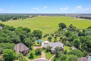 1402 Millcreek Ct, College Station, TX 77845 - Photo 37