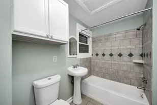1213 28th St, Galveston, TX 77550 - Photo 23