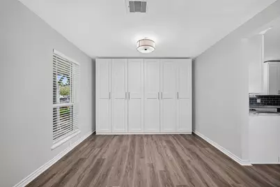 11107 Cedarhurst Drive, Houston, TX 77096 - Photo 15