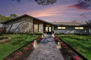 10718 Longmont Dr, Houston, TX 77042 - Photo 1